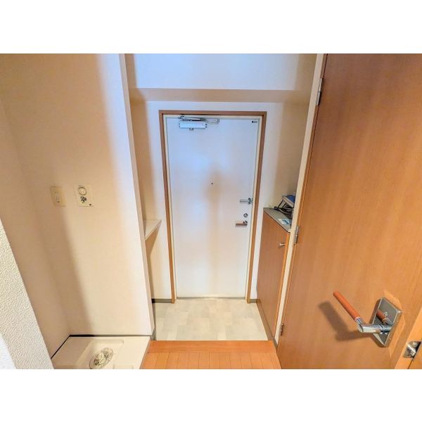 夢ランドワイズテラス笹口 203 玄関