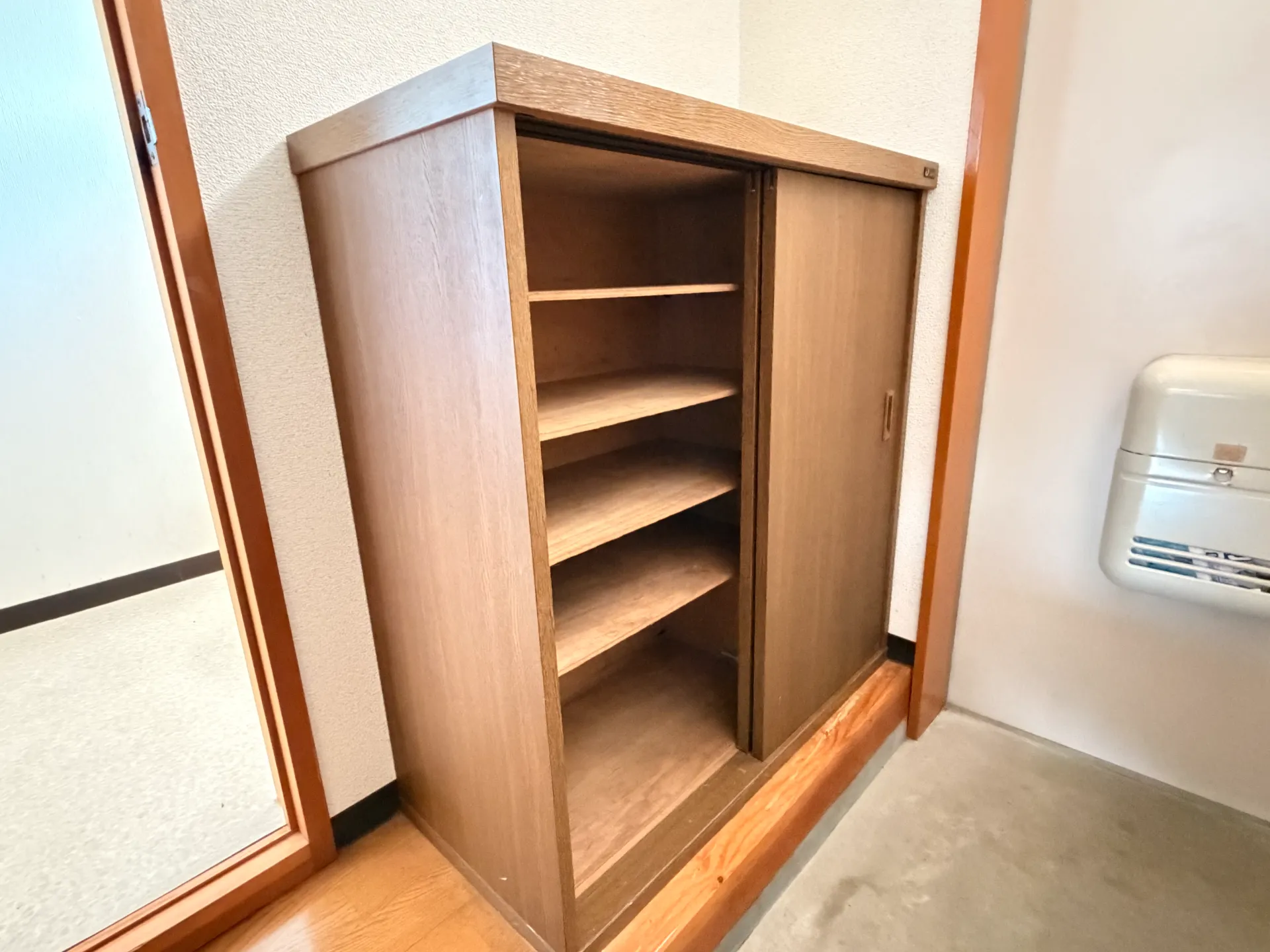 メゾン・さつき野 103 収納
