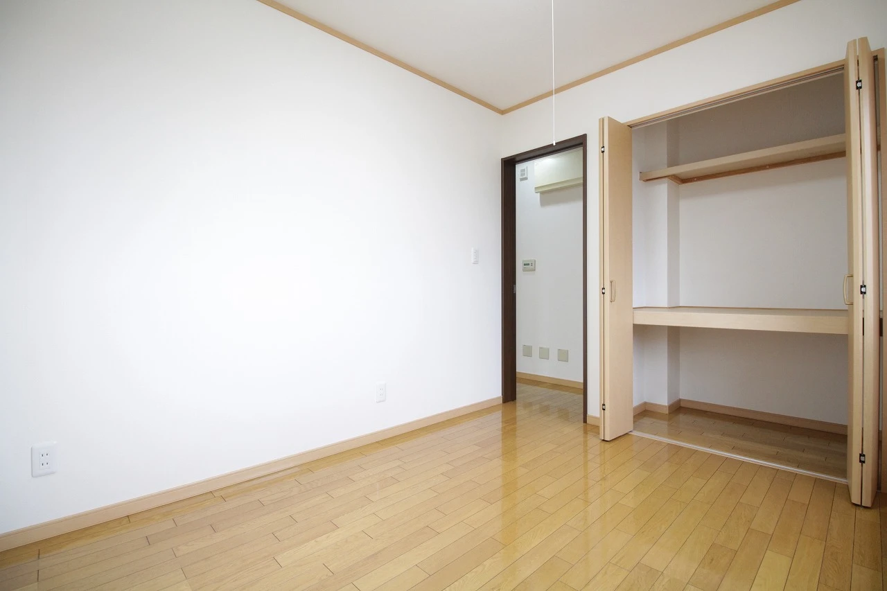 ファーストステージ荻野 203 収納