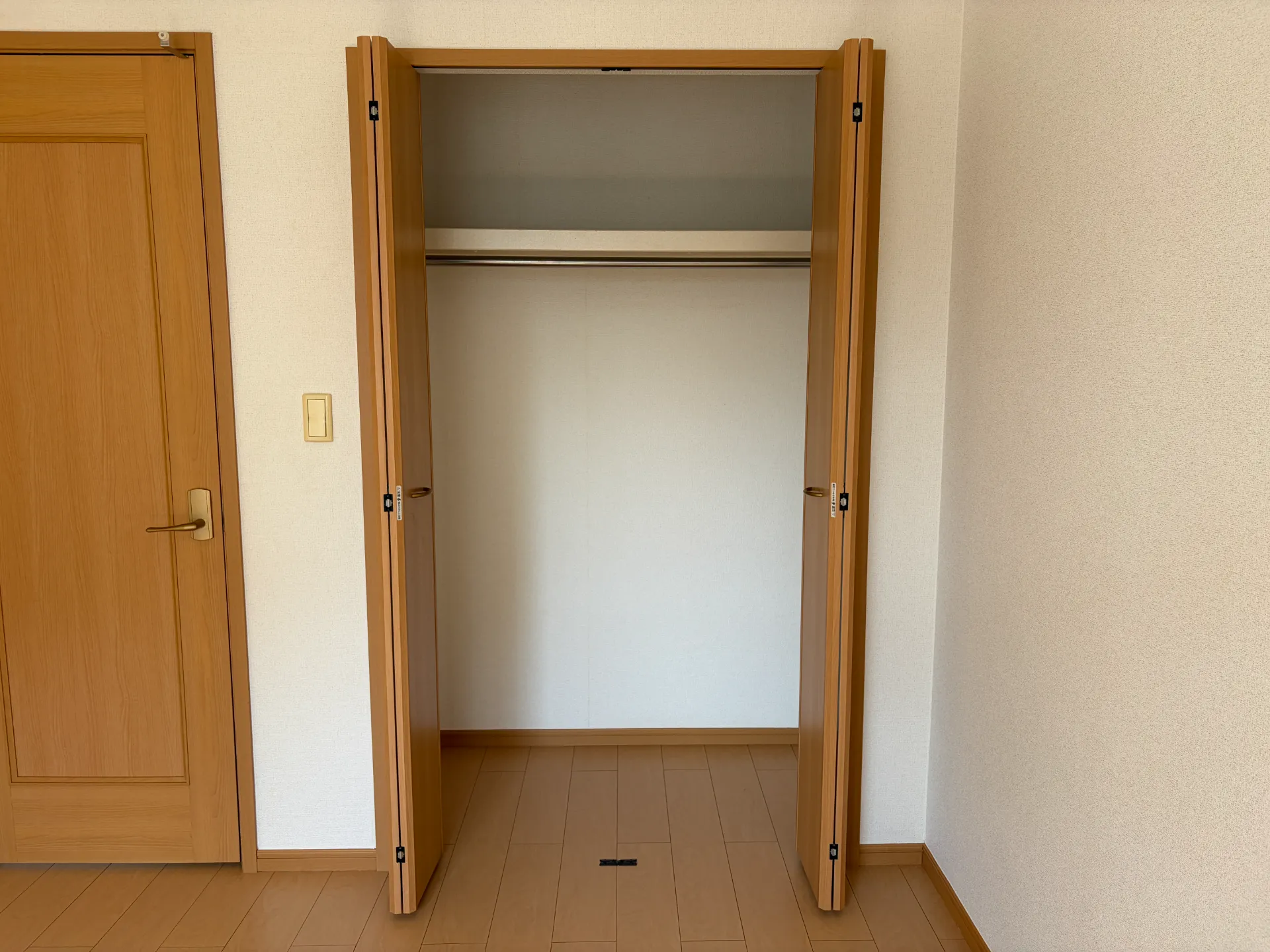 リバーサイド ダンデライオンB 103 収納