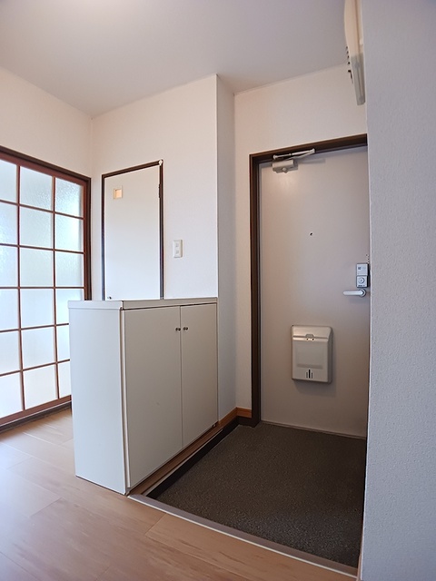 フルーレゾン 202 玄関