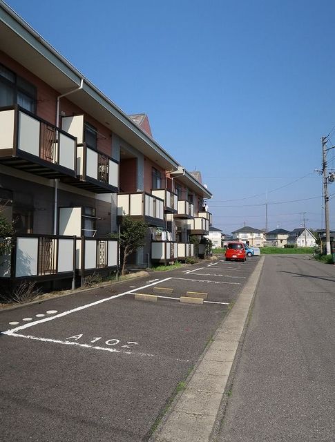 リバーサイド杜B 101 駐車場