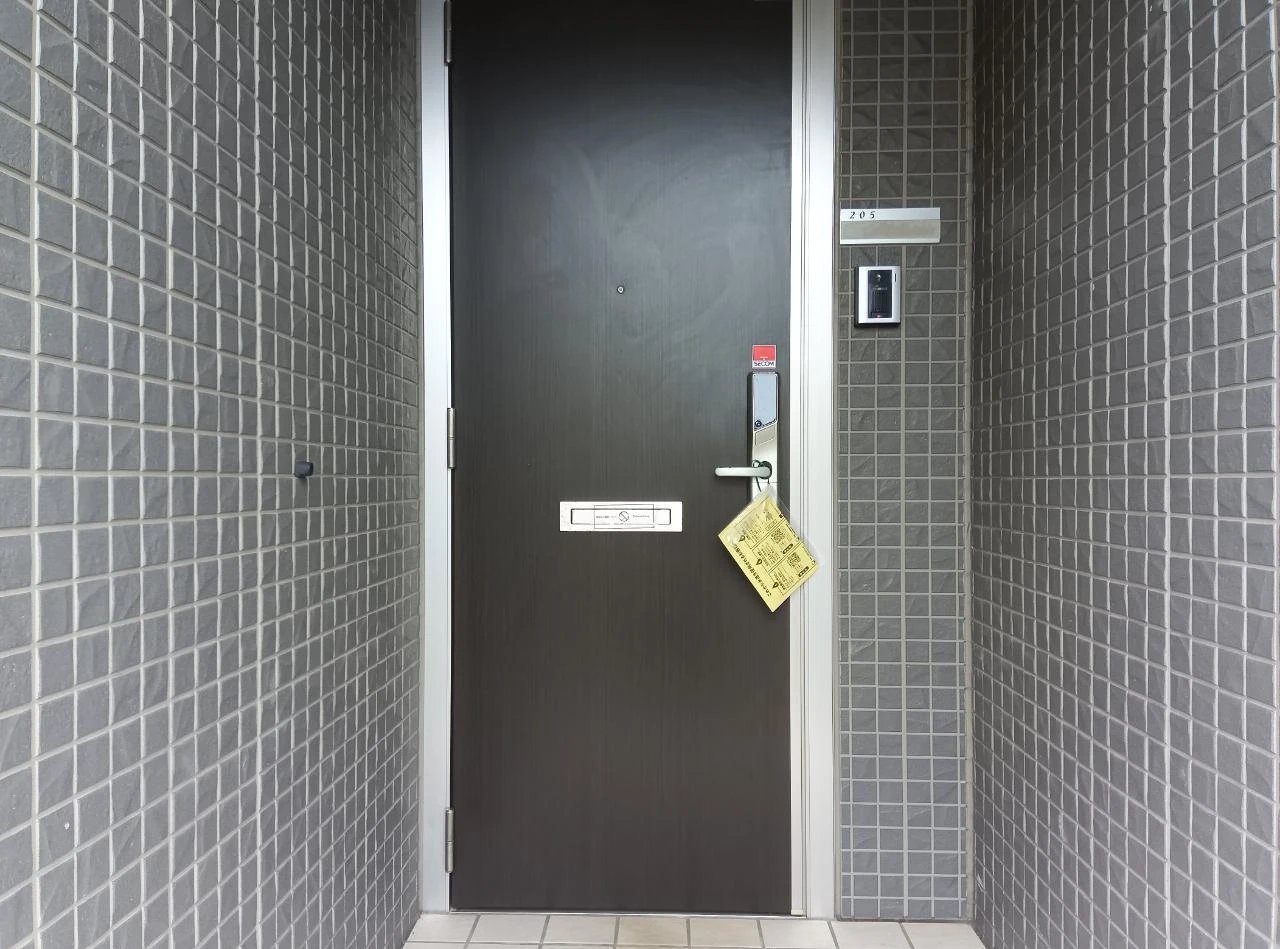 ルークス 205 玄関