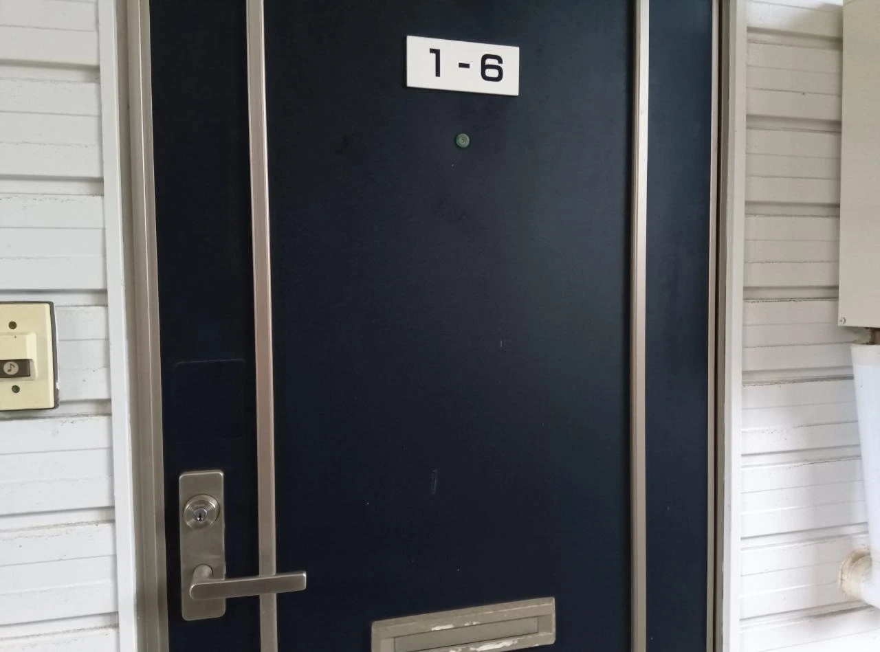 LOFT 106 玄関
