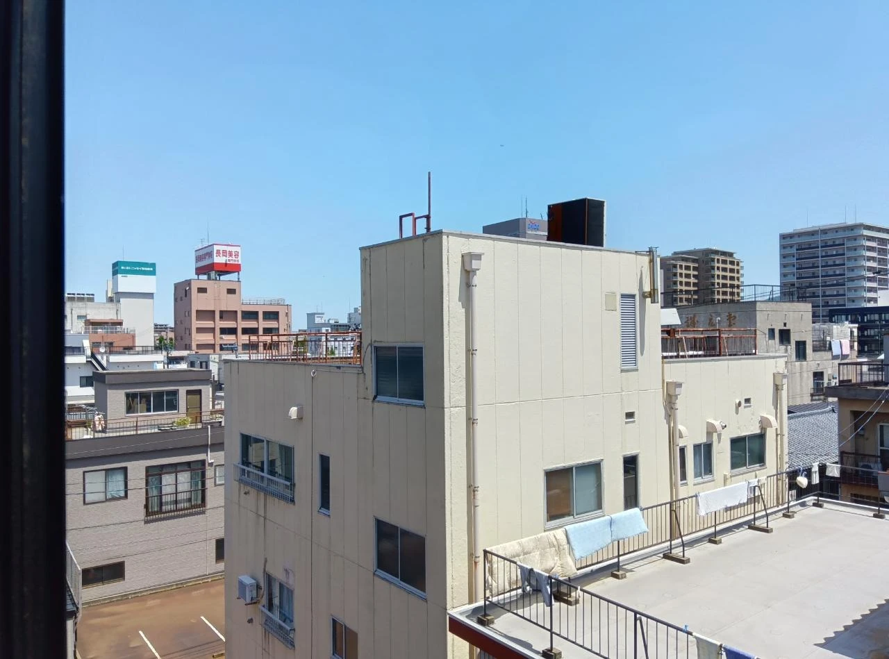 住営社駅東マンション 4B 眺望
