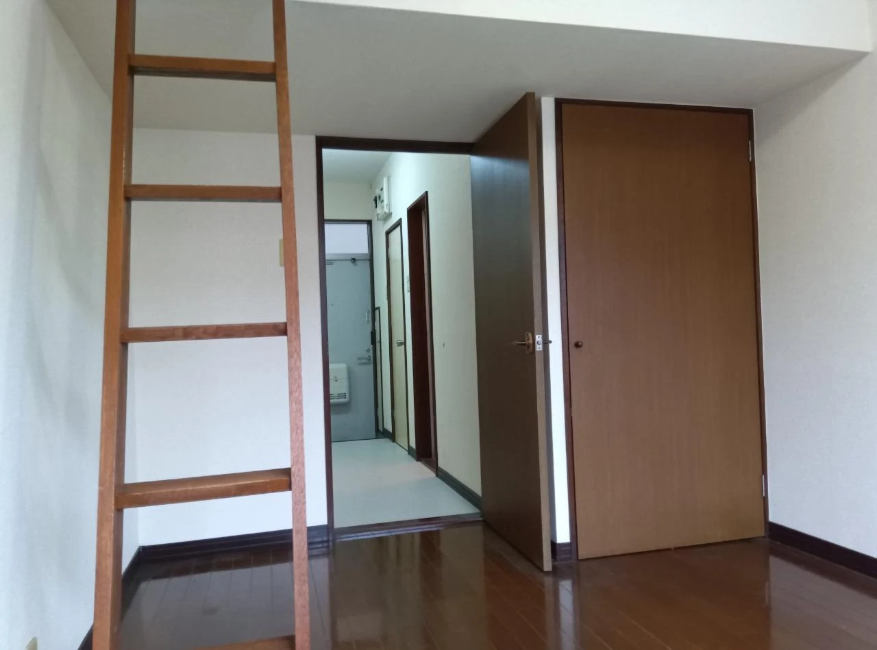 LOFT 106 リビング