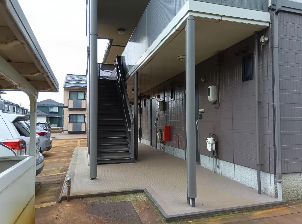 ジオークＩ 201 玄関
