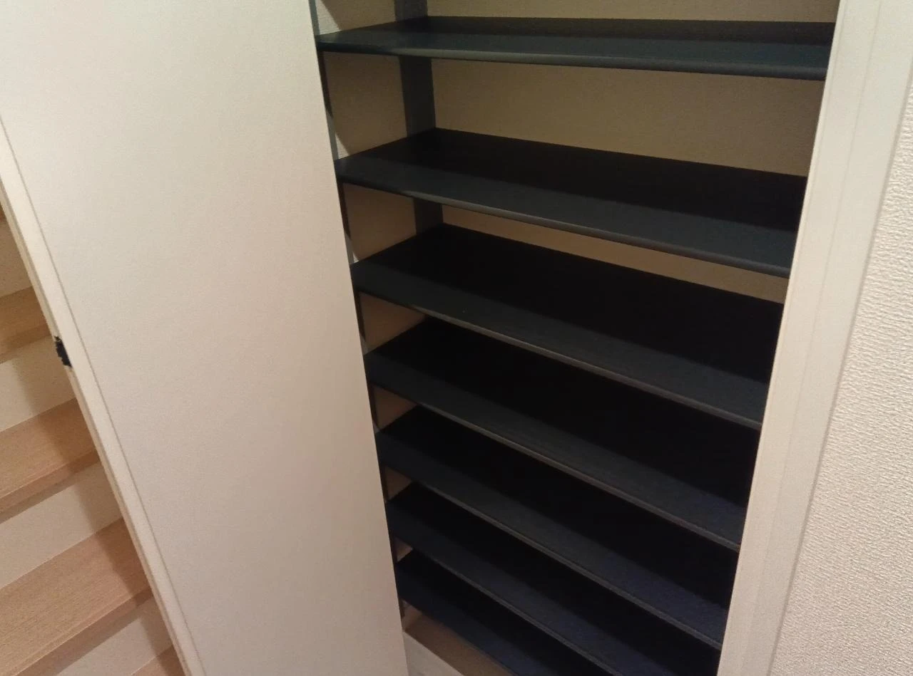 ベルリード緑町 202 収納