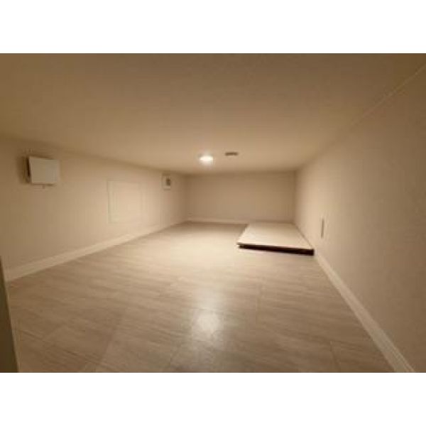 ベルリード緑町 203 収納