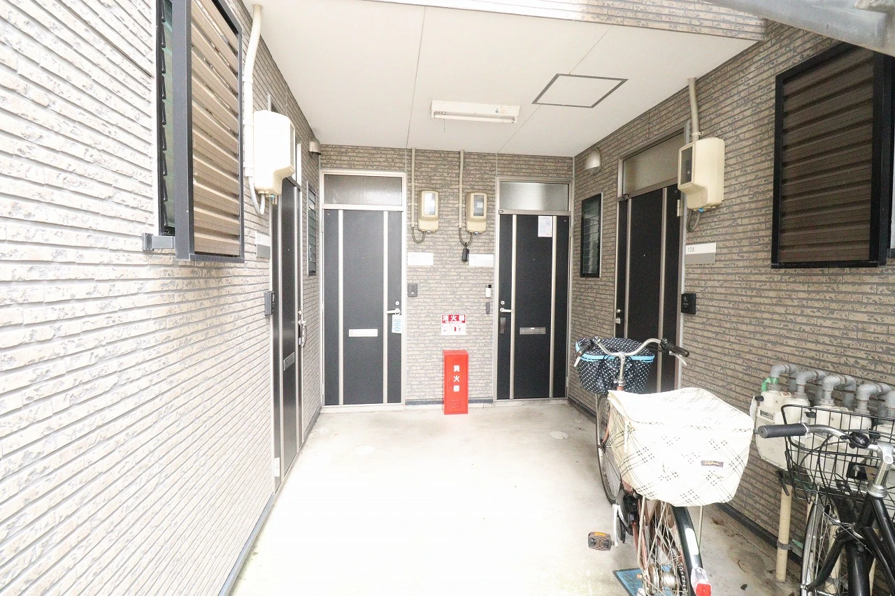 サンヒルズ 104 玄関