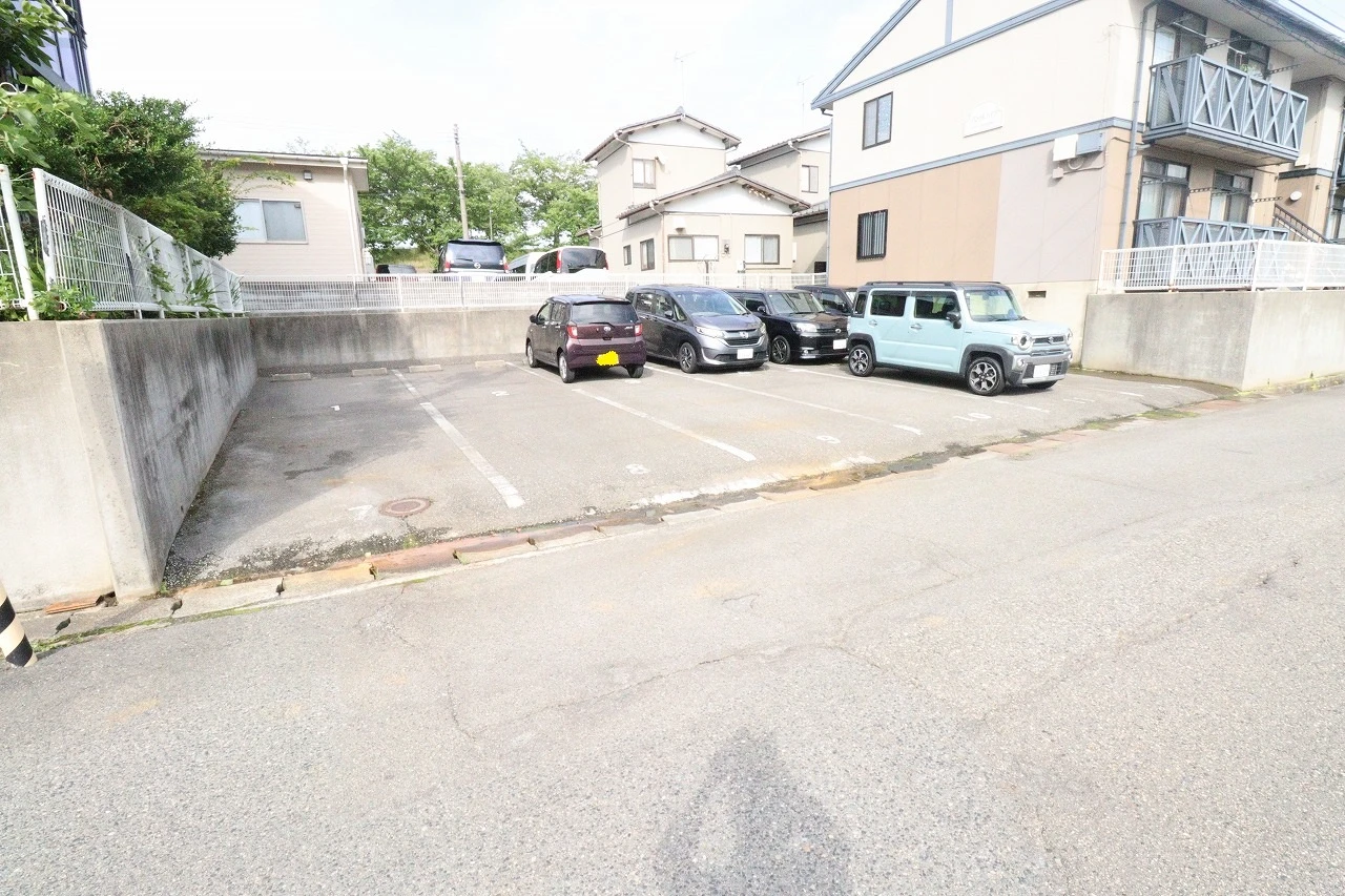 パストラルハイツ 103 駐車場