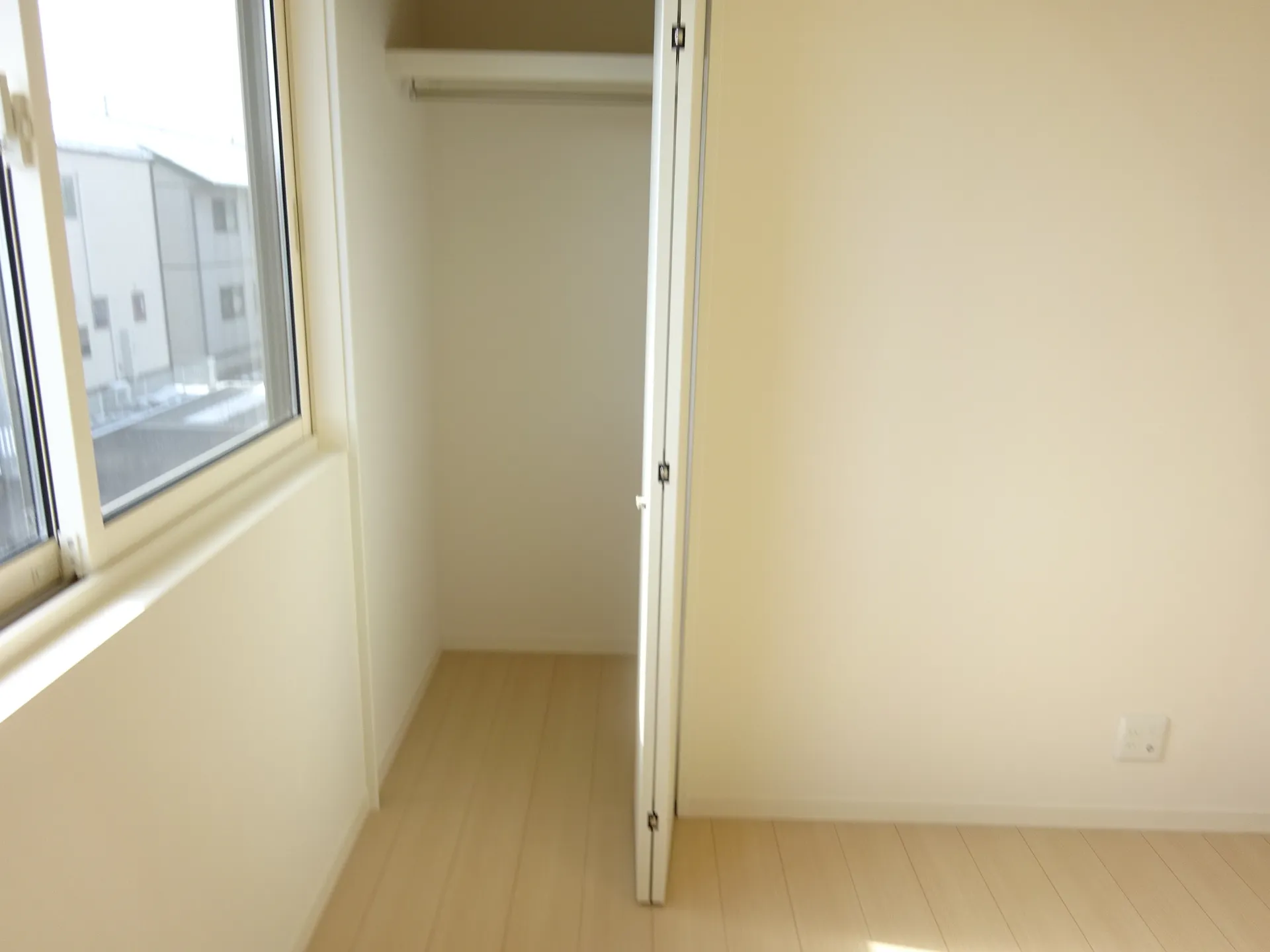 坂井東6丁目貸家 C 収納