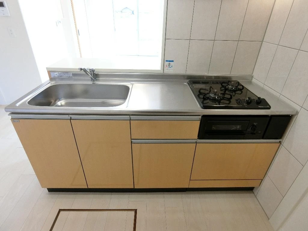 オレンジ・キャンバス 101 キッチン