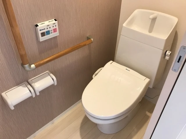 ジョイフル B棟 202 トイレ