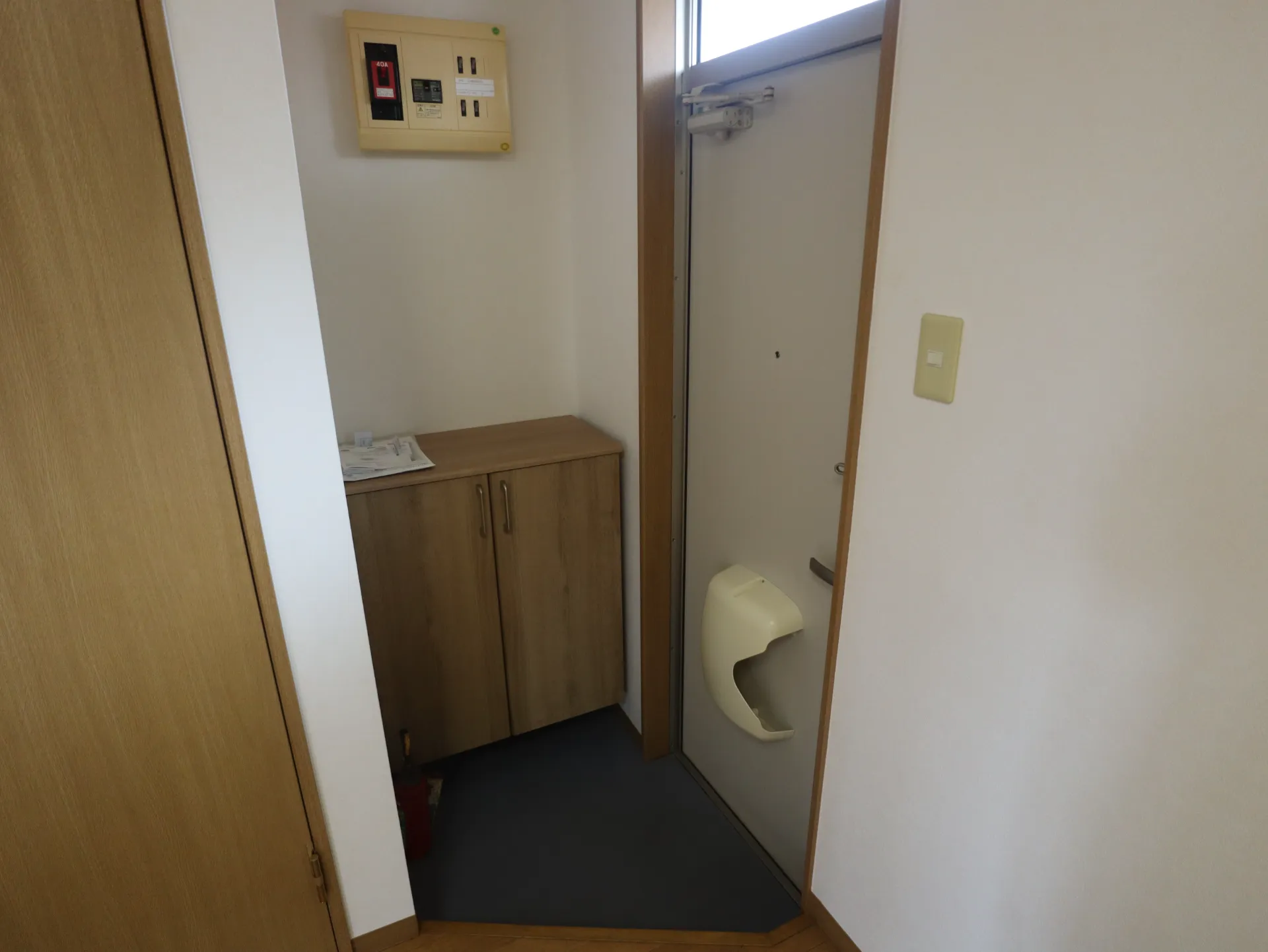 エスポワール中曽根Ⅰ 122 玄関