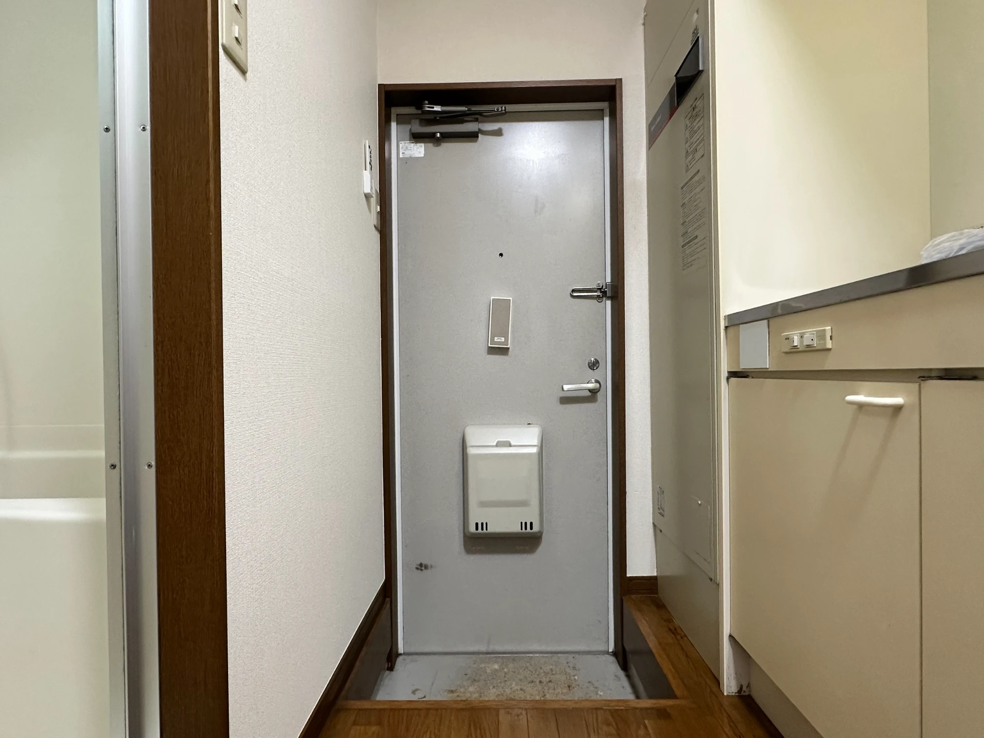 アクシス７ 107 玄関