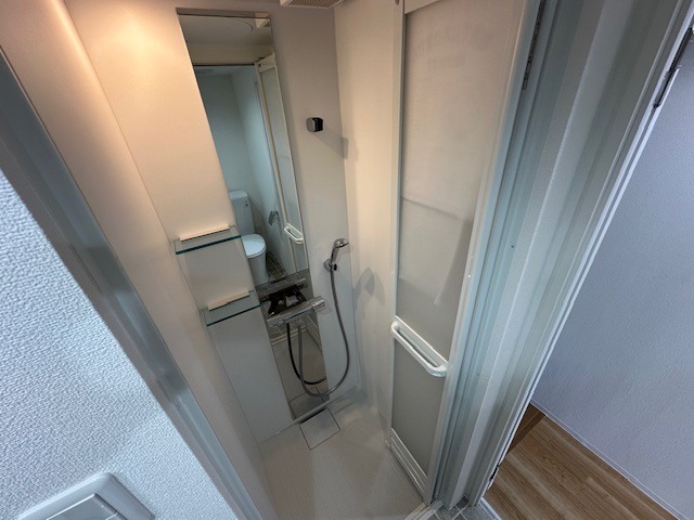シャワールーム