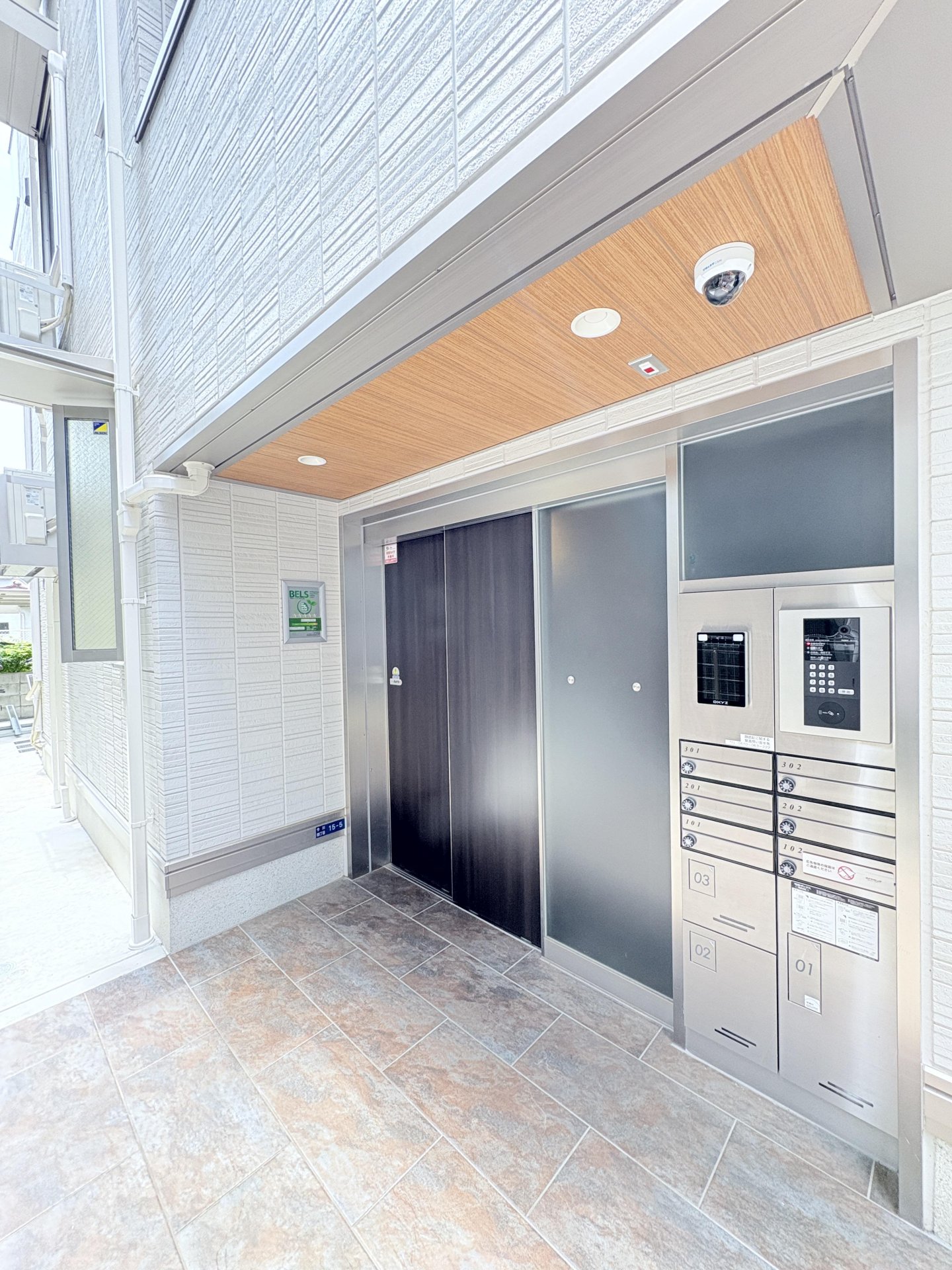 建物エントランス