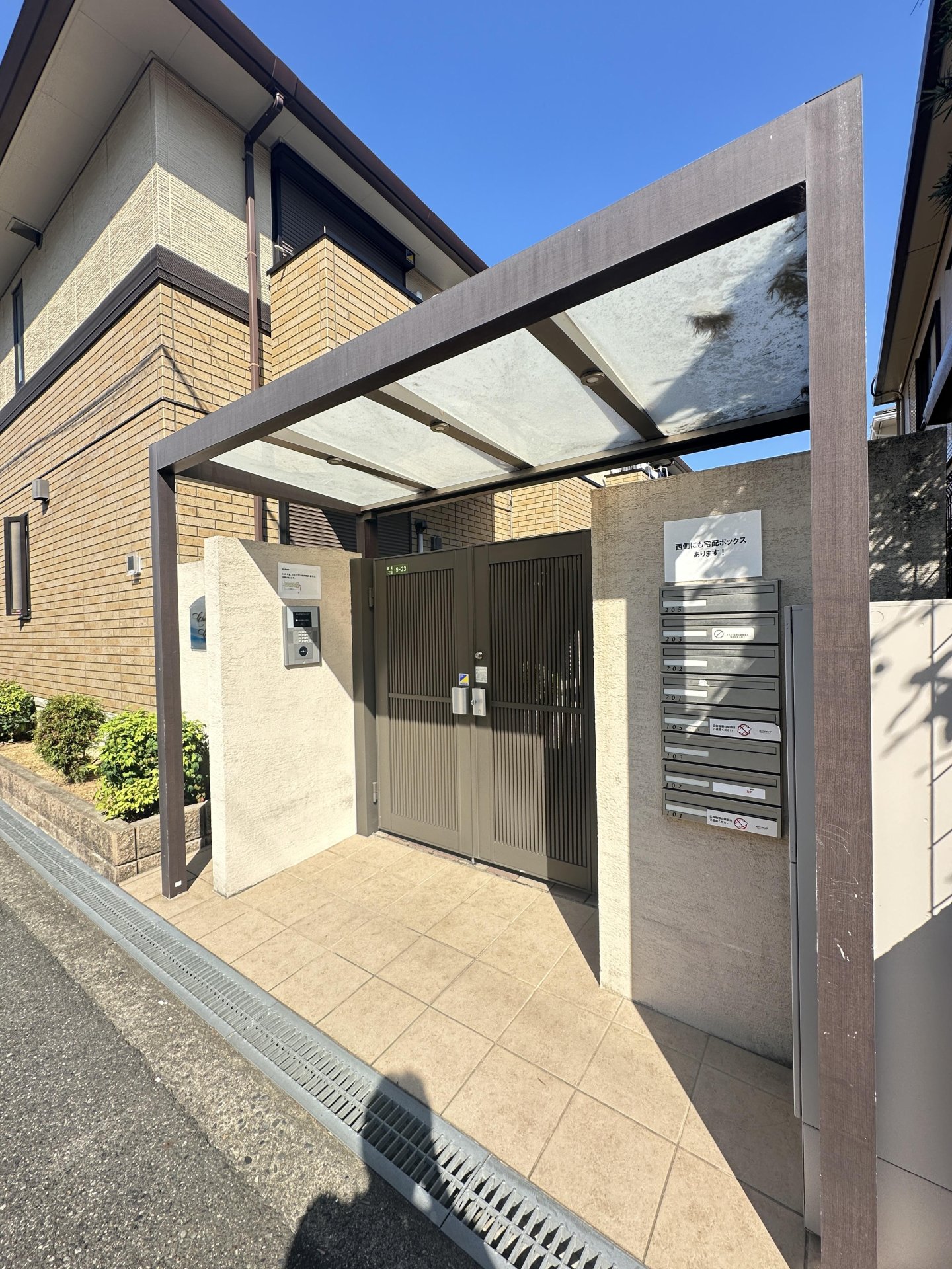 建物エントランス