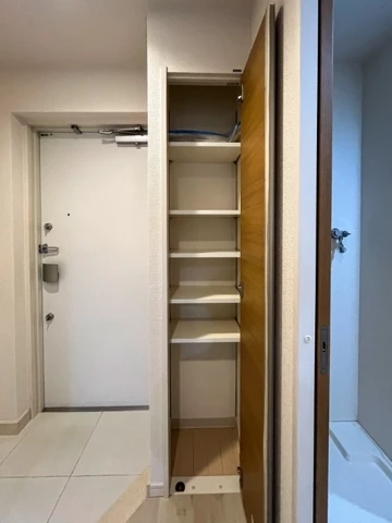 収納