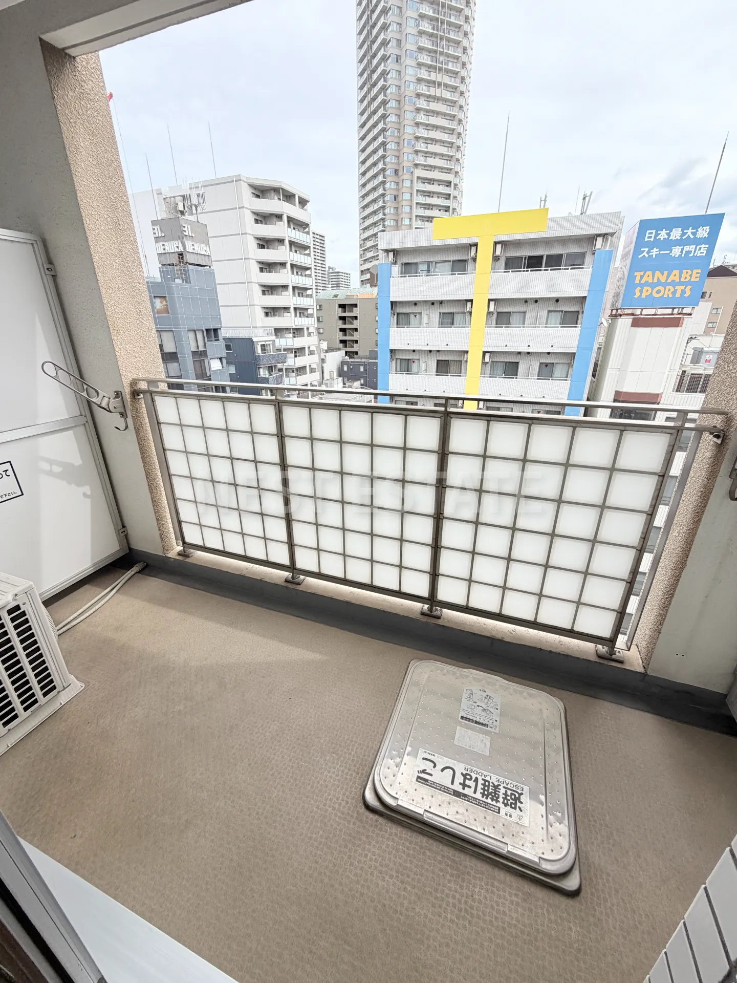 バルコニー