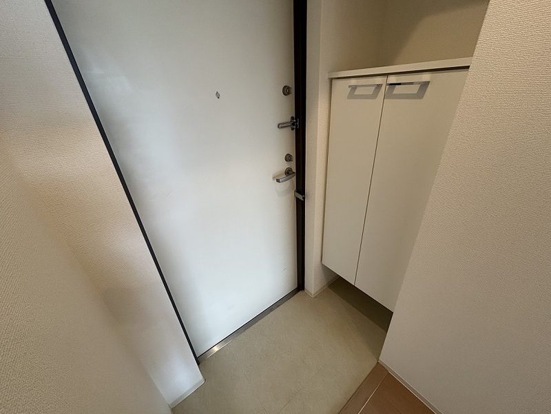 APRILE南森町 0706 玄関