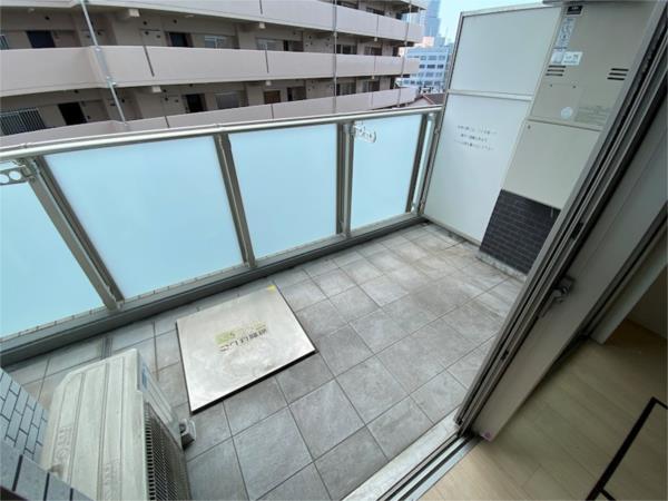 ＮＯＲＴＨ　ＶＩＬＬＡＧＥ　ＢＩＲＴＨ　ＰＬＡＣＥ 401 バルコニー