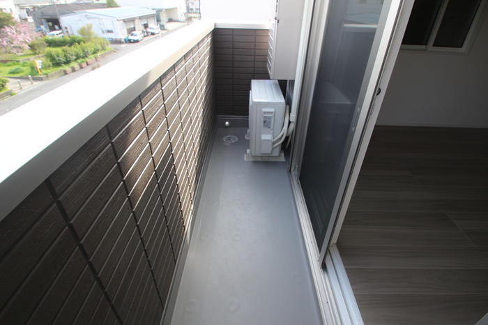 D-room川岸町 301 バルコニー