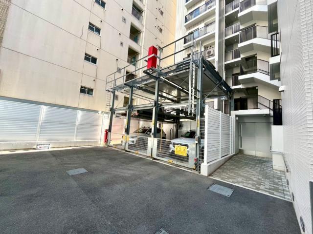 ブランズ北堀江プレイス 702 駐車場