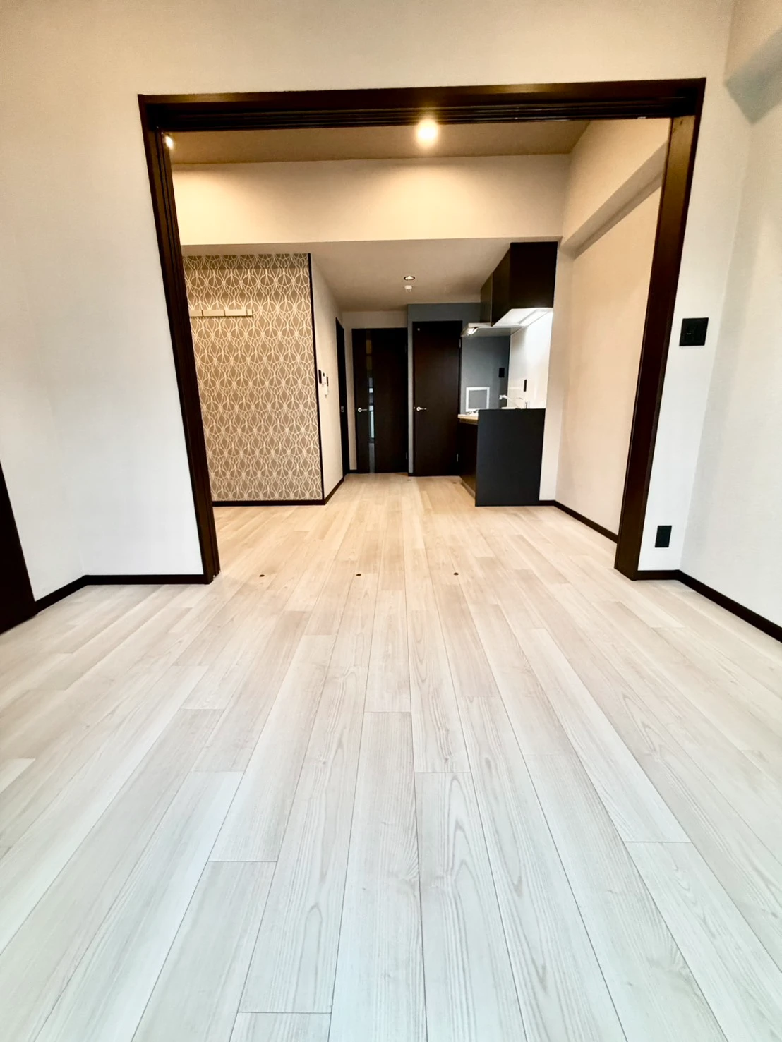ブエナビスタ江坂広芝町 401 リビング