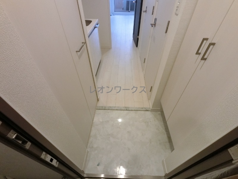 レオンコンフォート堀江公園 306 玄関