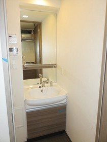 プレサンス南森町駅前 1005 洗面所