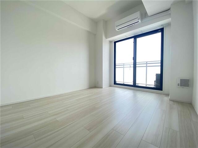 Ｓ－ＲＥＳＩＤＥＮＣＥ大阪九条Ｎｏｒｔｈ 605 リビング