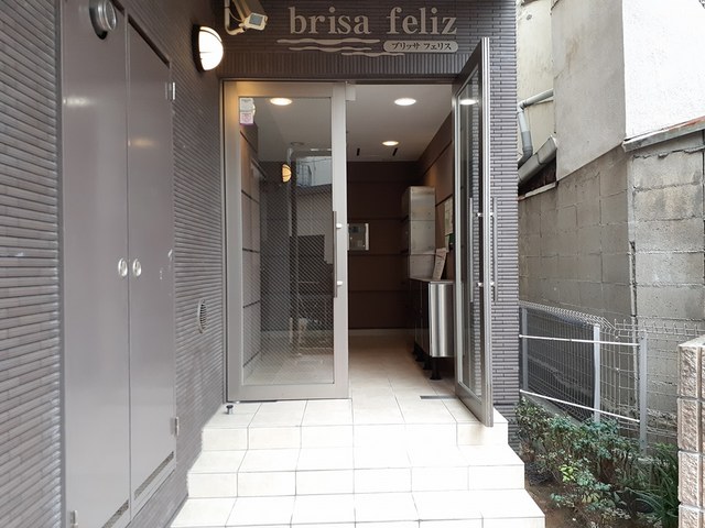 ｂｒｉｓａ ｆｅｌｉｚ 501 玄関