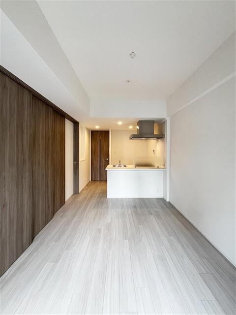 Ｓ－ＲＥＳＩＤＥＮＣＥ堺筋本町Ｄｅｕｘ 909 リビング