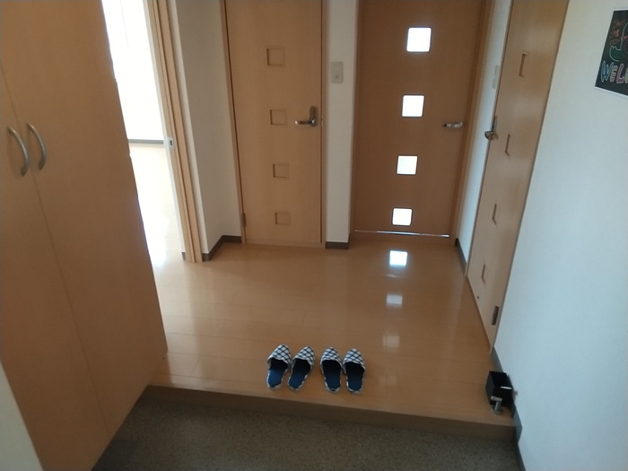 フジコーポ 304 玄関