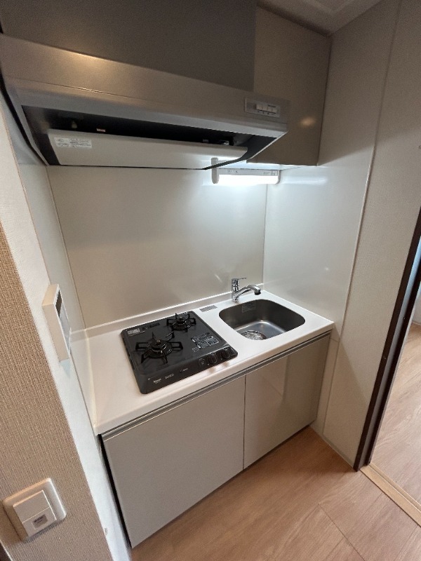 レジリエント江坂穂波町 701 キッチン