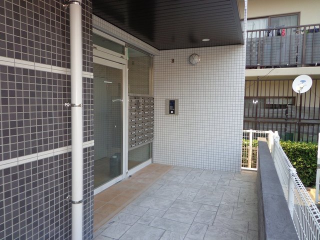 パークライフ ＥＳＡＫＡ 101 玄関