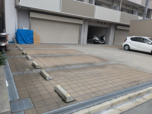 プロスパー江坂４７９ 0605 駐車場