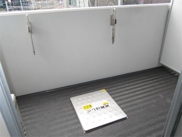 セイワパレス梅田茶屋町 201 バルコニー