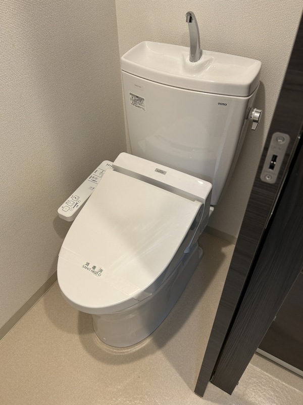エステムコート梅田・茶屋町IIIネクスタ 402 トイレ