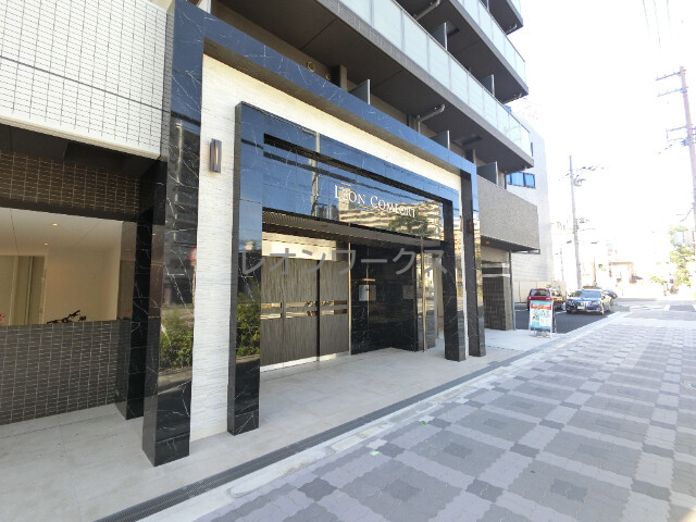 レオンコンフォート天神橋 308 玄関