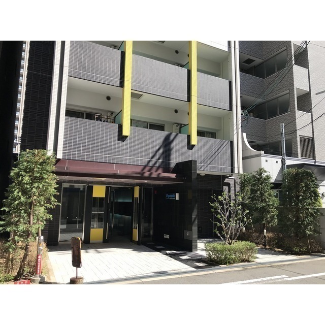 ビガーポリス１４３松ヶ枝町 0901 玄関