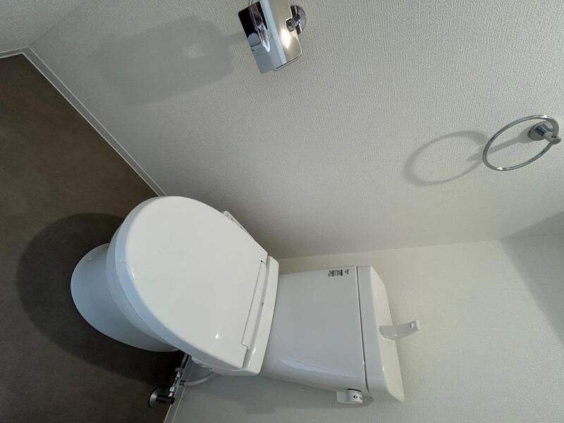 セレニテ江坂グランデ 0502 トイレ