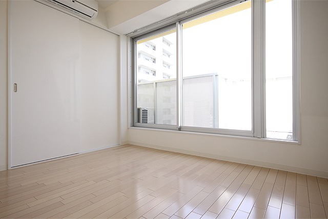 I-DIL NAKANOSHIMA EAST 1301 リビング