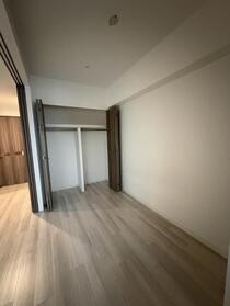 Ｌａ　Ｄｏｕｃｅｕｒ谷町 0401 収納