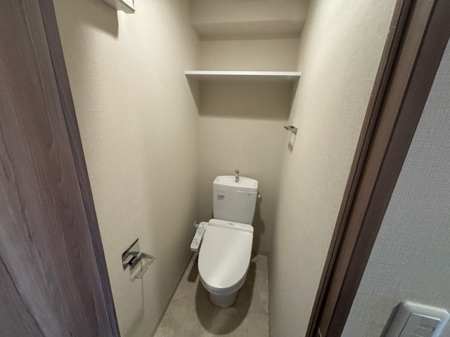 ワールドアイ難波南PORTA 1101 トイレ