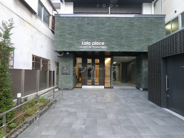 ララプレイス四天王寺前夕陽ヶ丘プルミエ 307 玄関