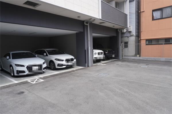 エスリード大阪梅田リュクス 1007 駐車場