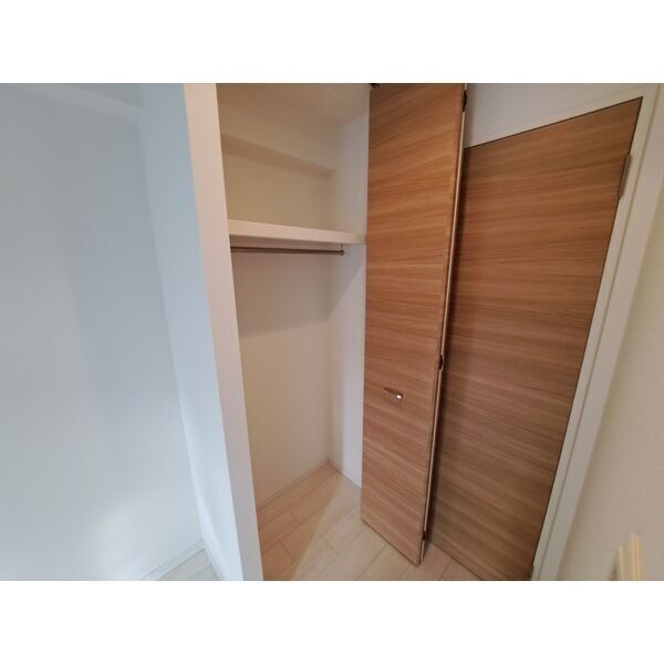スプランディッド難波 612 収納